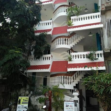 L'Escale Hotel Pondicherry Exterior photo